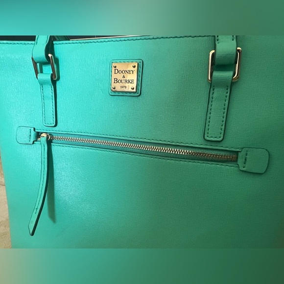 Dooney & Bourke Tote Bag - Picture 4 of 17